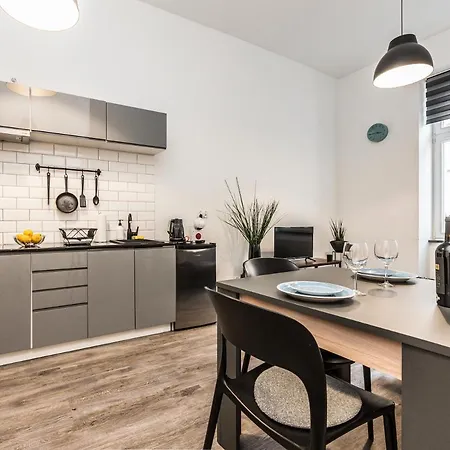 Hotel Apartament W Sercu Miasta Garbary 31 Poznań